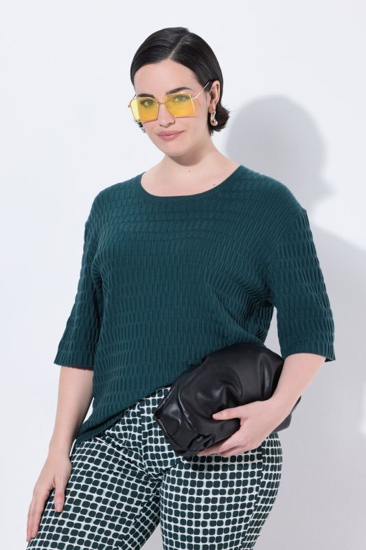 Pull en maille texturée, col rond et manches courtes