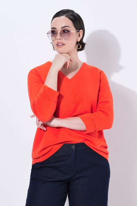 T-shirt manches 3/4 et décolleté en V, tissu texturé
