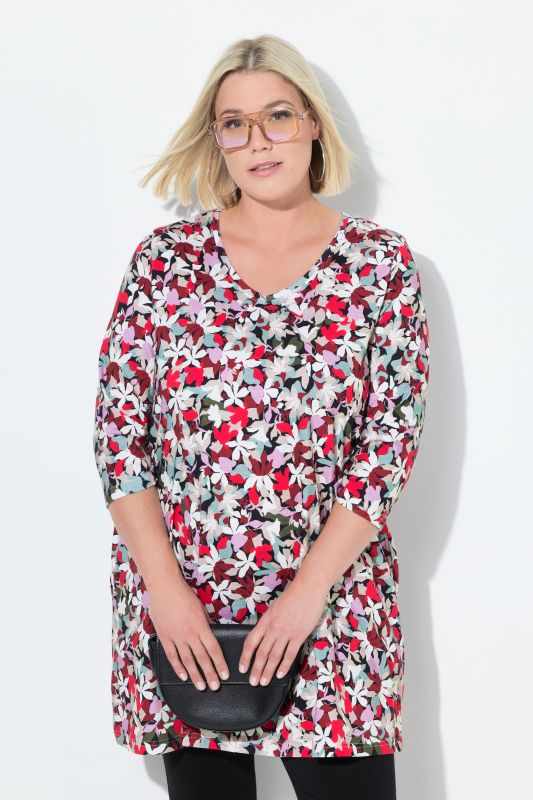 T-shirt motif à fleurs, coupe évasée, décolleté en V et manches 3/4