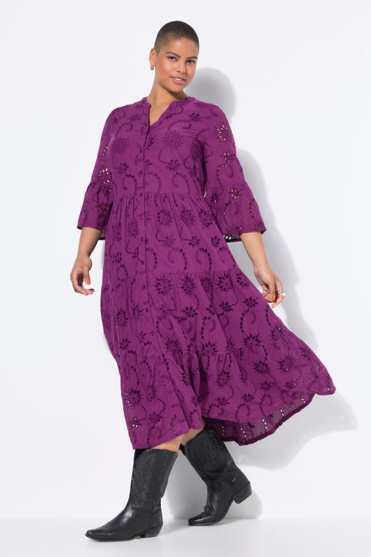 Robe maxi à volants. Manches 3/4 et broderie ajourée