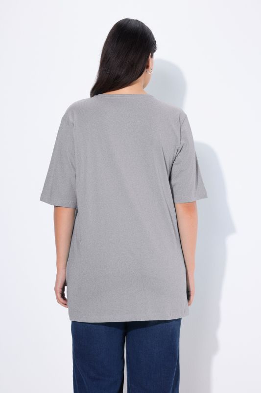 T-shirt coupe Relaxed Fit, décolleté en V et manches courtes