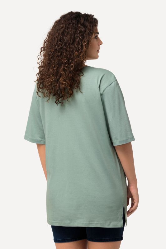 T-shirt coupe Relaxed Fit, décolleté en V et manches courtes