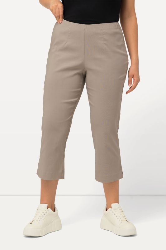 Pantalon en bengaline stretch. Longueur au mollet et taille élastique