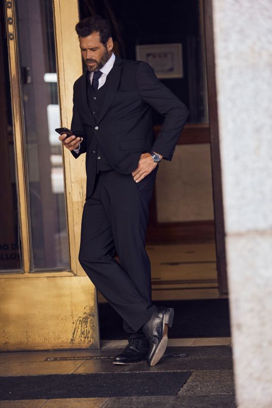 Gilet Business, avec technologie FLEXNAMIC®, peut être combiné avec d’autres pièces de la gamme Zeus - jusqu'à la taille 74/38