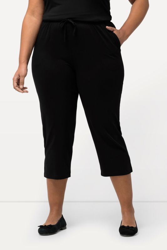 Pantalon 7/8. Coupe Slim Fit avec taille élastique. Disponible jusqu’au 68/70