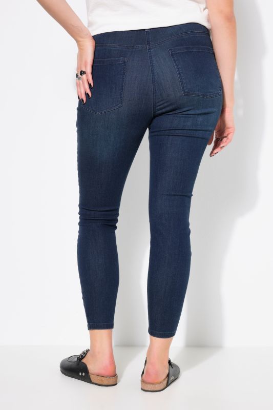 Coupe skinny 5 poches étroite