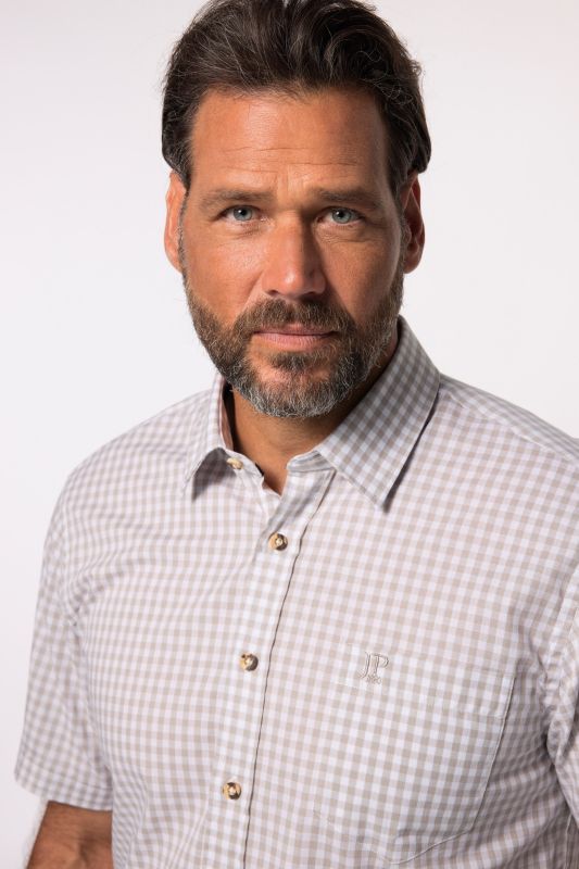 Chemise s'inspirant des tenues traditionnelles bavaroises, manches courtes et col Kent, coupe Modern Fit