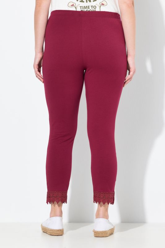 Legging 7/8. Bas de jambe en dentelle. Coton bio