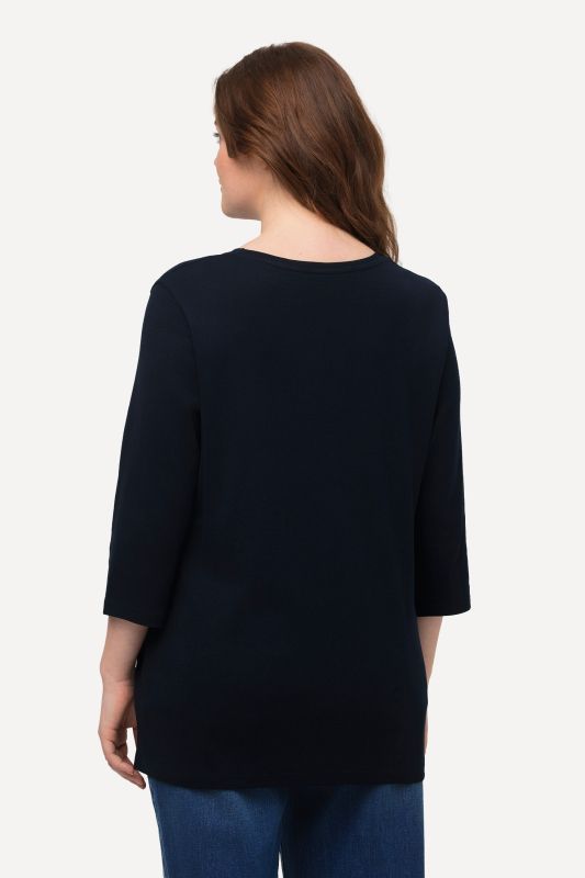 T-shirt, jersey bord-côte. Col en V et manches 3/4. Coton bio