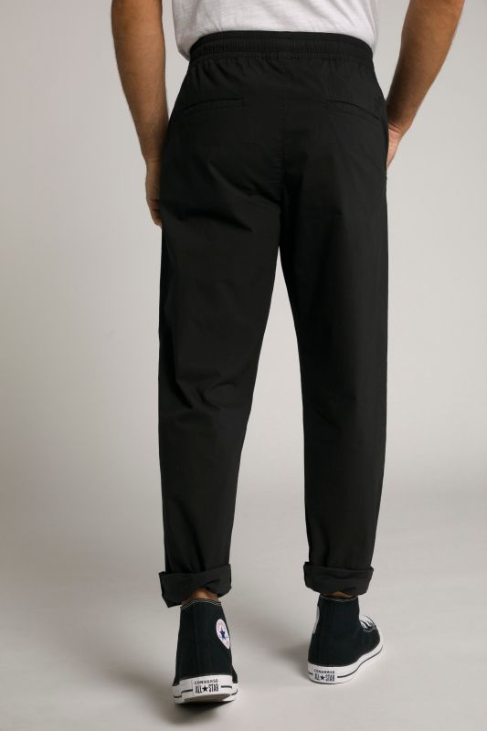 Pantalon à enfiler FLEXNAMIC®. Taille élastique. Coupe Tapered Loose Fit.