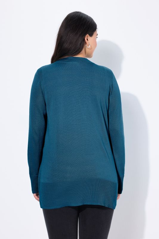 Cardigan en maille fine, encolure en V et patte de boutonnage