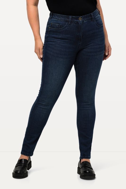 Jean modèle Sarah, coupe Skinny 5 poches et taille haute