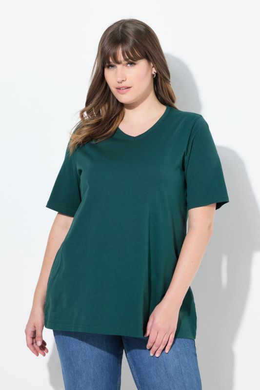 T-shirts en coton bio. Col en V et manches courtes. Lot de 2