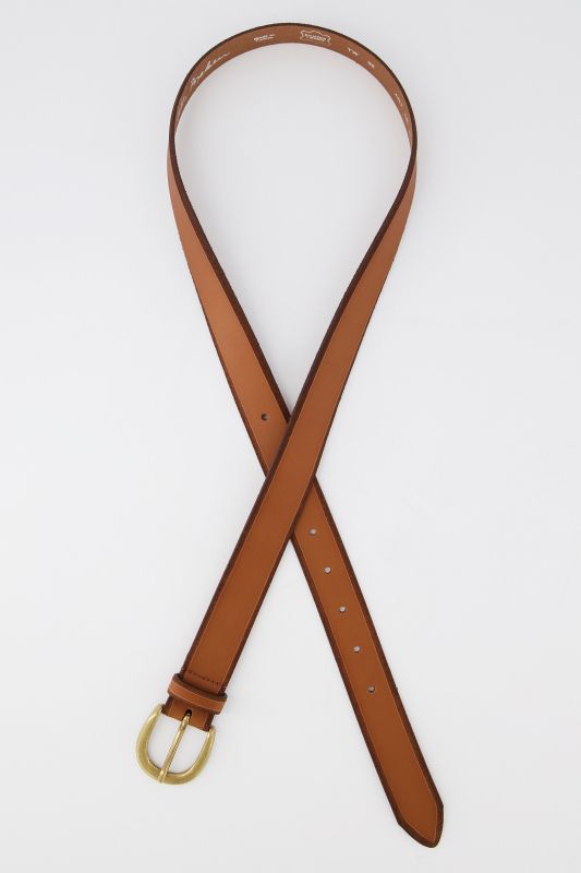Ceinture en cuir véritable. Longueur jusqu'à 155 cm
