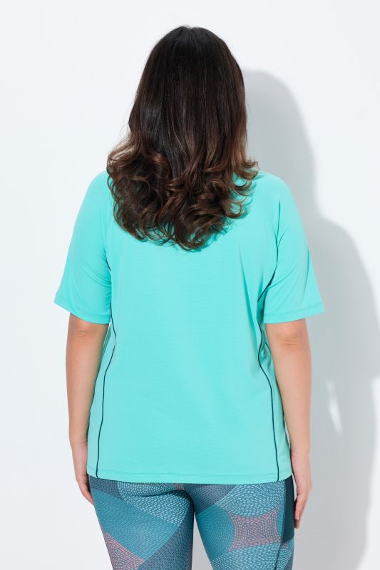 T-shirt, protection UV 50+. Col en V et manches courtes