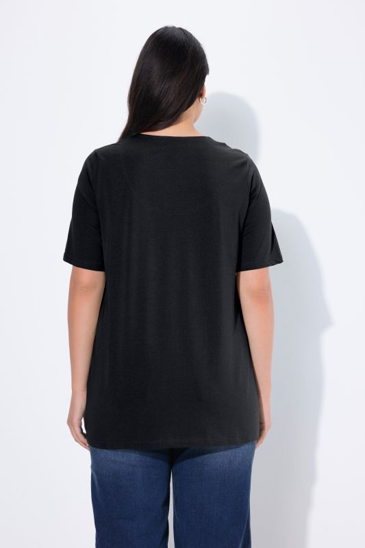 T-shirt manches courtes et col tunisien, coupe évasée