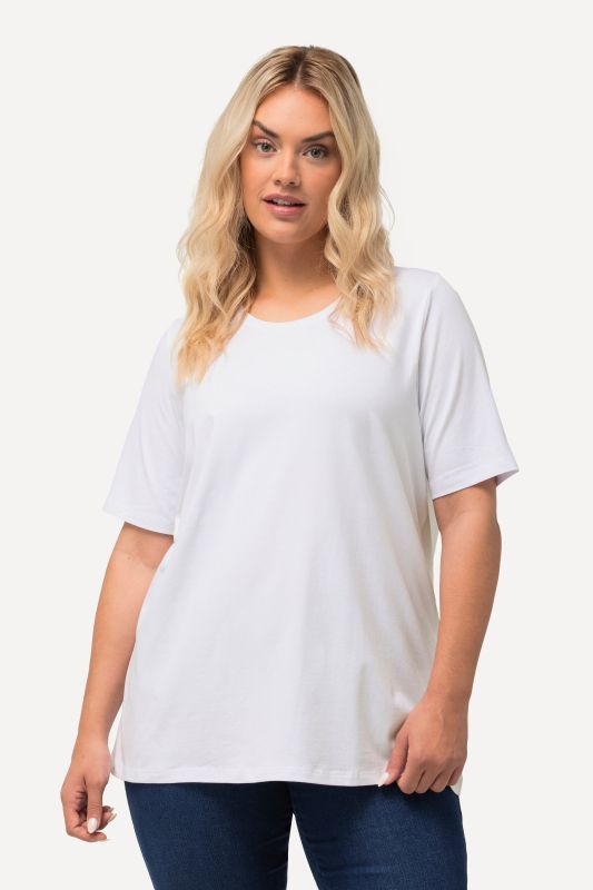 T-shirt en coton bio. Col rond et manches courtes. Coupe évasée