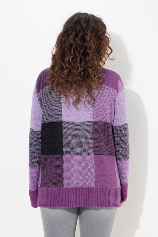 Pull à col montant et manches longues, motif à carreaux