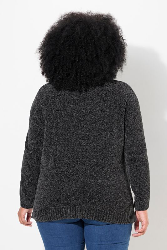 Pull oversize en maille chenille, col montant et manches longues