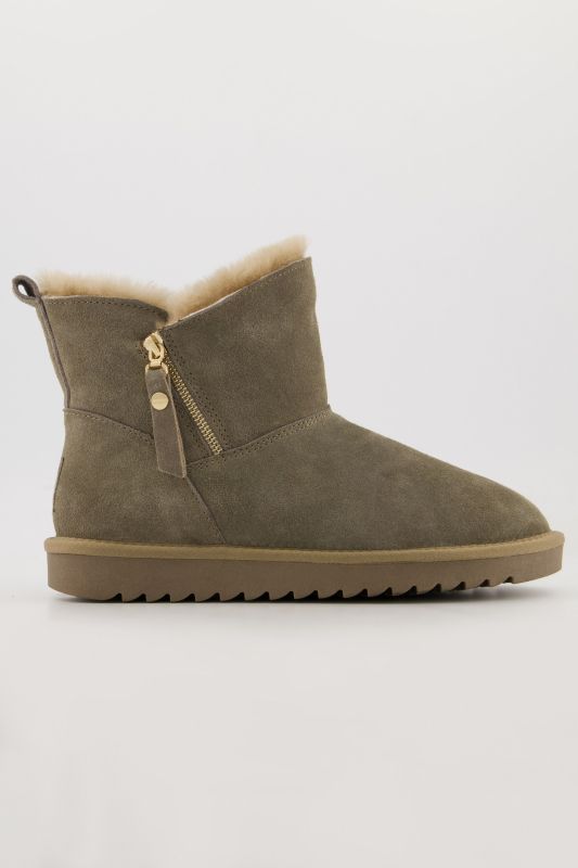 Boots Ara en peau d'agneau, fermeture zippée. Poids plume. Intérieur extrêmement doux et confortable.