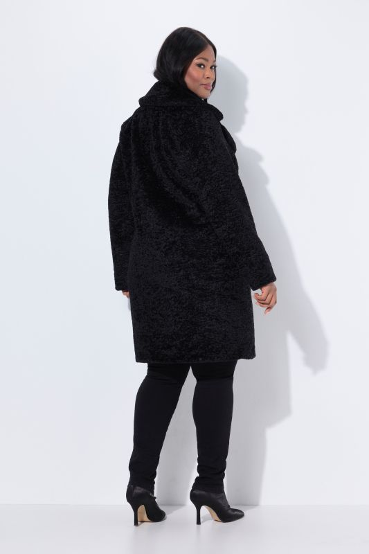 Manteau style astrakan en fourrure d'imitation, col à revers