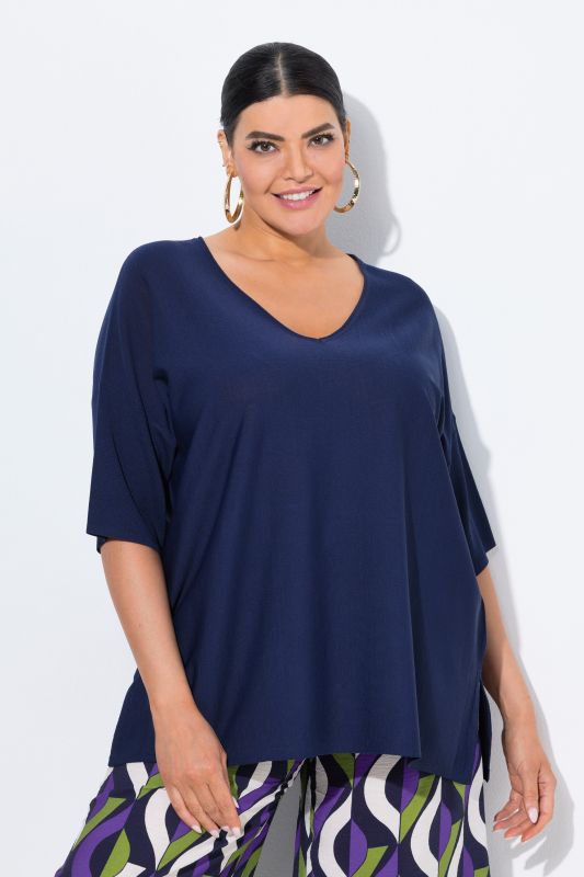 Pull oversize, encolure en V et manches courtes