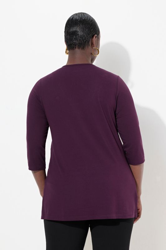 T-shirt manches 3/4, décolleté rond et profond