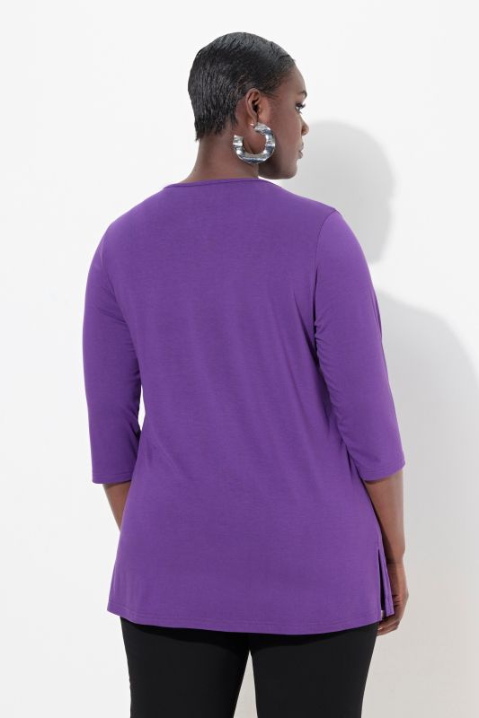 T-shirt manches 3/4, décolleté rond et profond