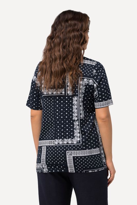 T-shirt en coton bio à motif patchwork, avec col rond et manches courtes - silhouette évasée