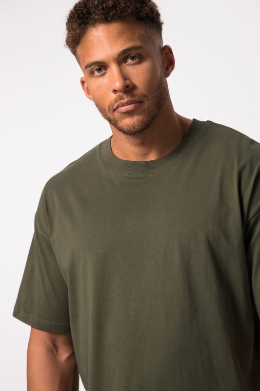 T-shirt oversized STHUGE à manches courtes - jusqu'au 8 XL