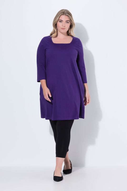 T-shirt long, coupé évasée, décolleté carré et manches 3/4