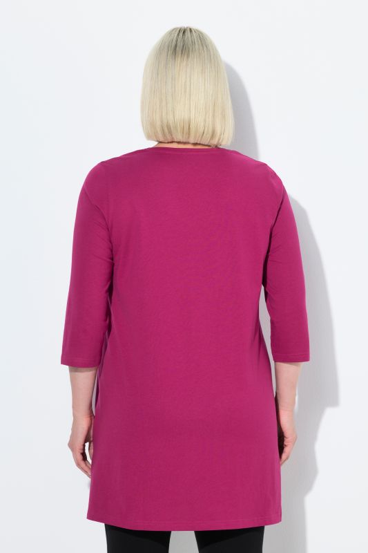 T-shirt long, coupe évasée, décolleté en V et manches 3/4