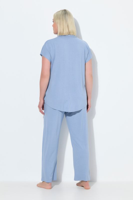 Pyjama oversize deux pièces, pantalon + T-shirt col chemise et manches courtes