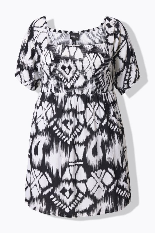 Blouse smockée, silhouette en A évasée, encolure carrée et manches courtes