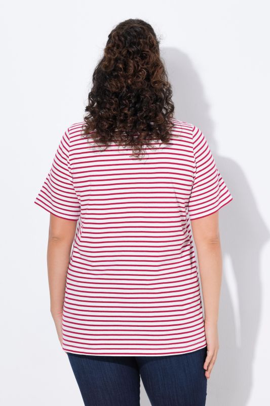 T-shirt à col rond et manches courtes. Broderie palmiers et rayures.