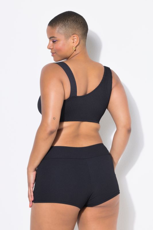 Short hipster de bain. Coupe Tight Fit. Taille haute élastique