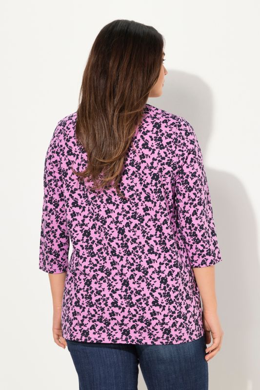 T-shirt avec plis fantaisie, décolleté en V et manches 3/4, coupe évasée