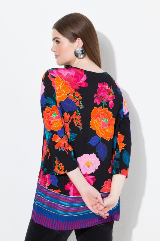 T-shirt col tunisien et manches 3/4, motif champêtre et coupe évasée