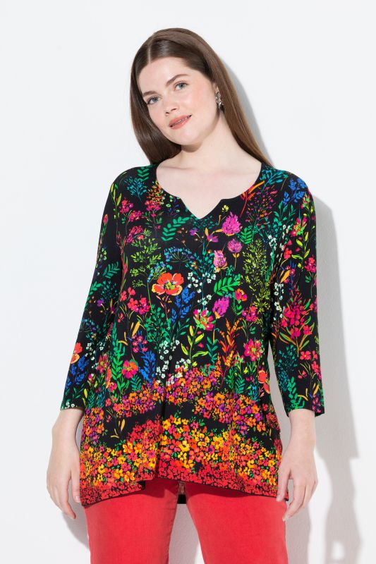 T-shirt col tunisien et manches 3/4, motif champêtre et coupe évasée