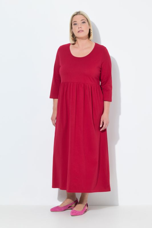 Robe maxi en jersey, coupe évasée, poches, décolleté rond et manches 3/4