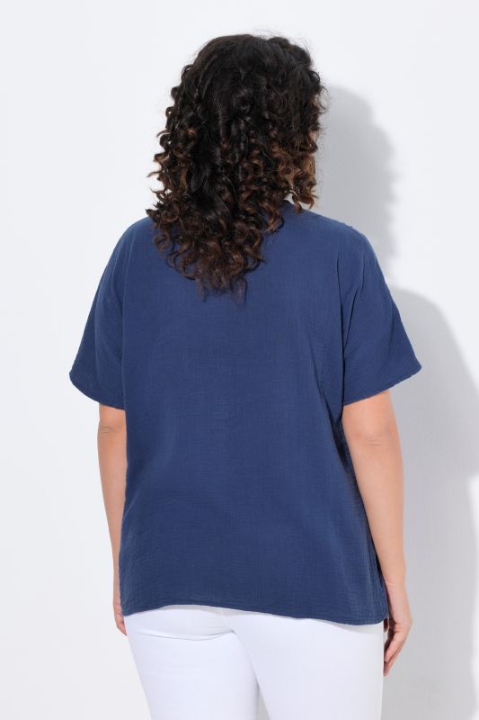 Chemisier en mousseline, oversize, passepoils, col en V, manches courtes