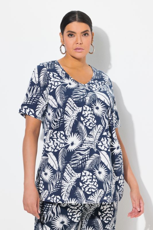 T-shirt, motif de plumes, coupe évasée, col V, manches courtes
