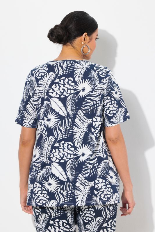 T-shirt, motif de plumes, coupe évasée, col V, manches courtes
