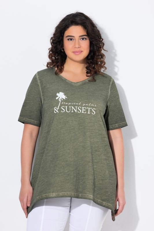 T-shirt, cold dyed, coupe évasée, col V, manches courtes