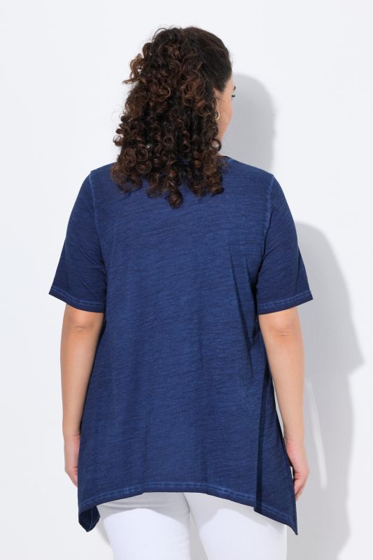 T-shirt, cold dyed, coupe évasée, col V, manches courtes