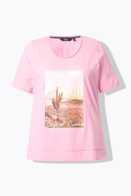 T-shirt à manches courtes. Encolure ronde à bords roulottés. Coupe Classic et imprimé cactus