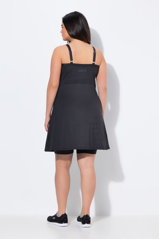 Robe de sport sans manches. Short intégré et col rond. Matière recyclée