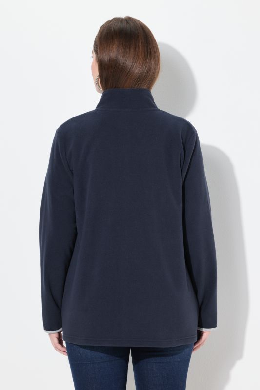 Veste en polaire esprit costume traditionnel bavarois. Fermeture zippée à double sens. Broderies edelweiss