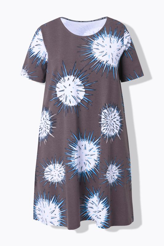 Robe. Décolleté rond et manches courtes. OEKO-TEX MIG