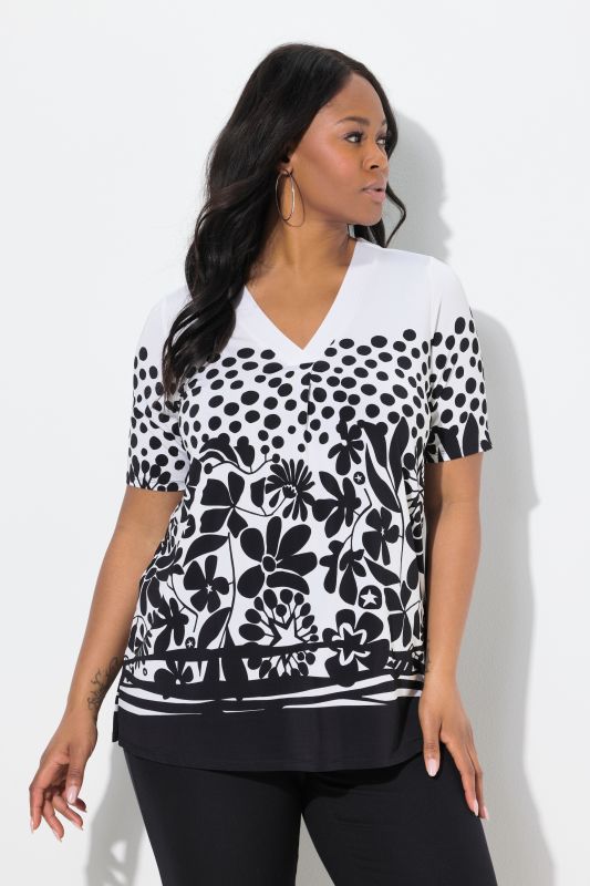 T-shirt en tissu fluide, motif à fleurs, col en V, joli pli creux, manches courtes